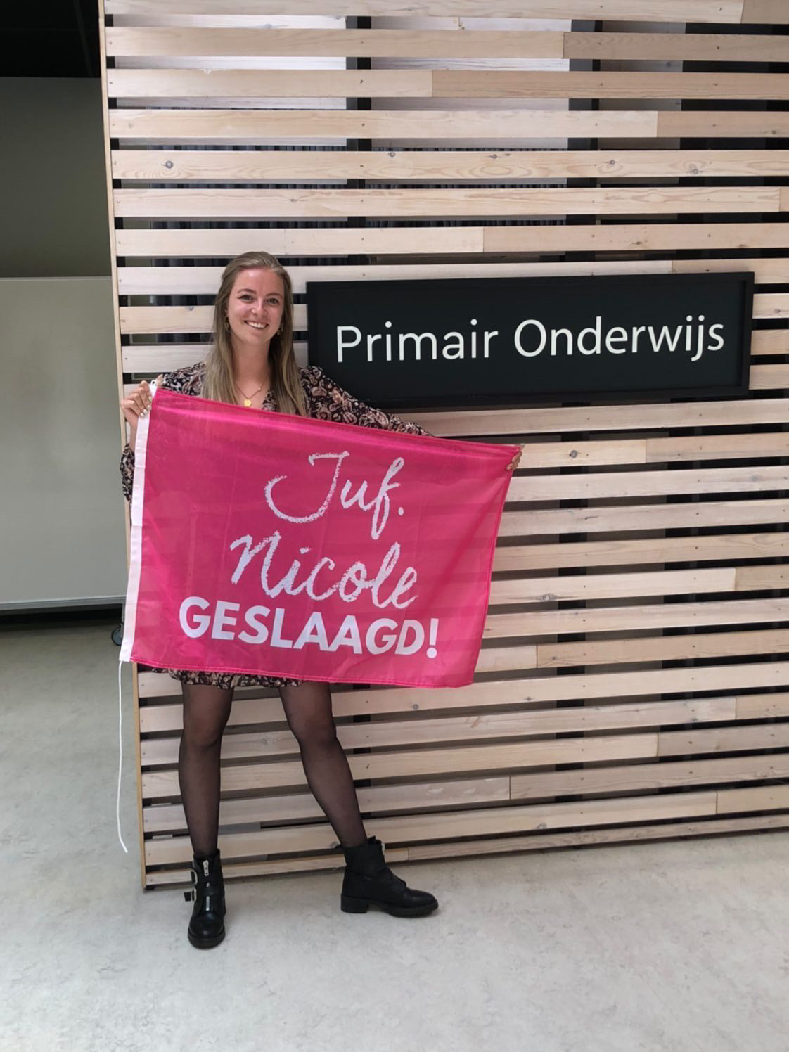 Geslaagd Vlag 'Eigen tekst'