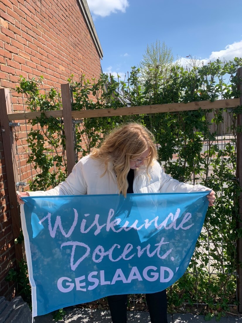 Geslaagd Vlag 'Eigen tekst'