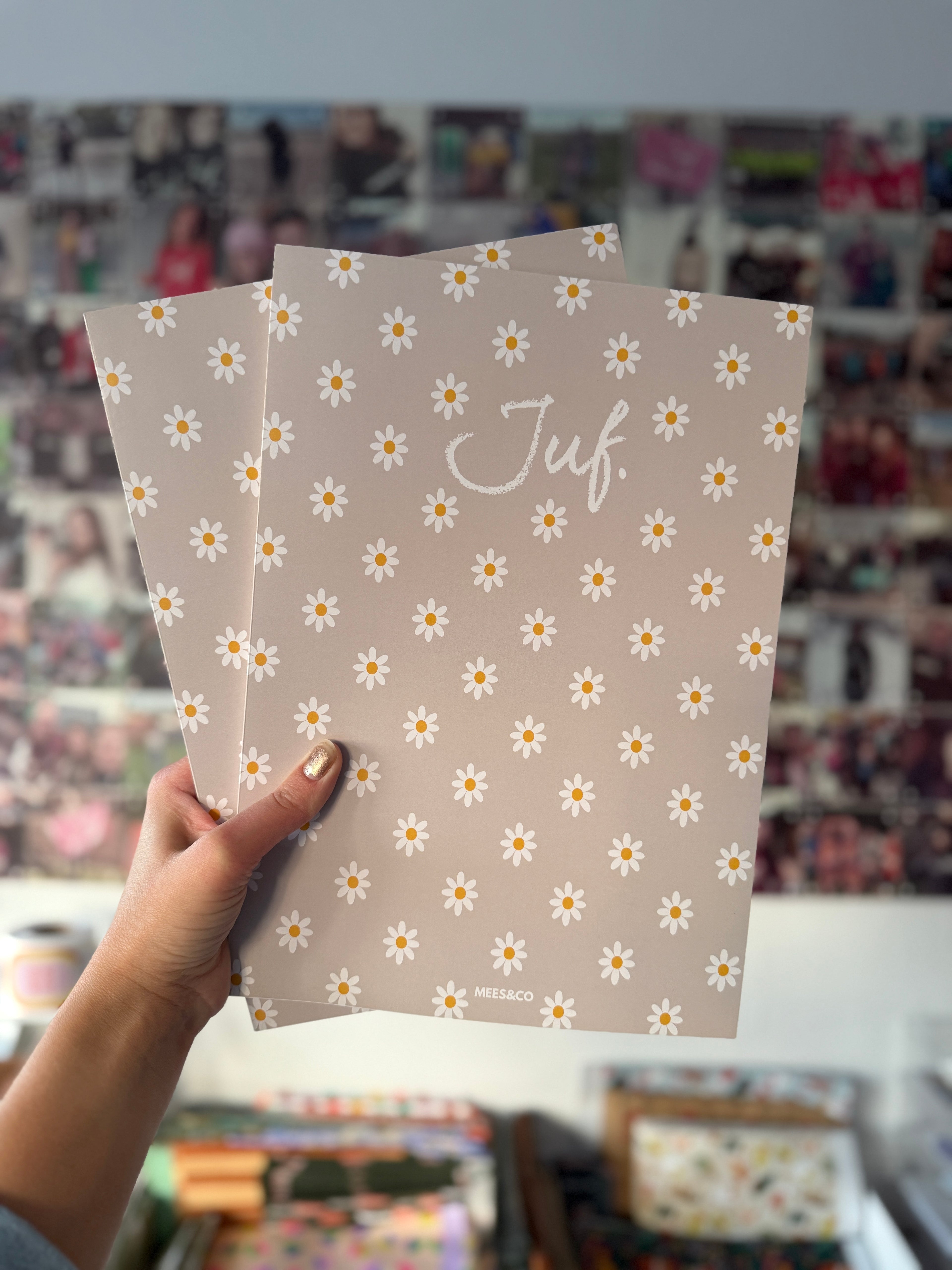 Beige JUF. Notitieblok krijt A4