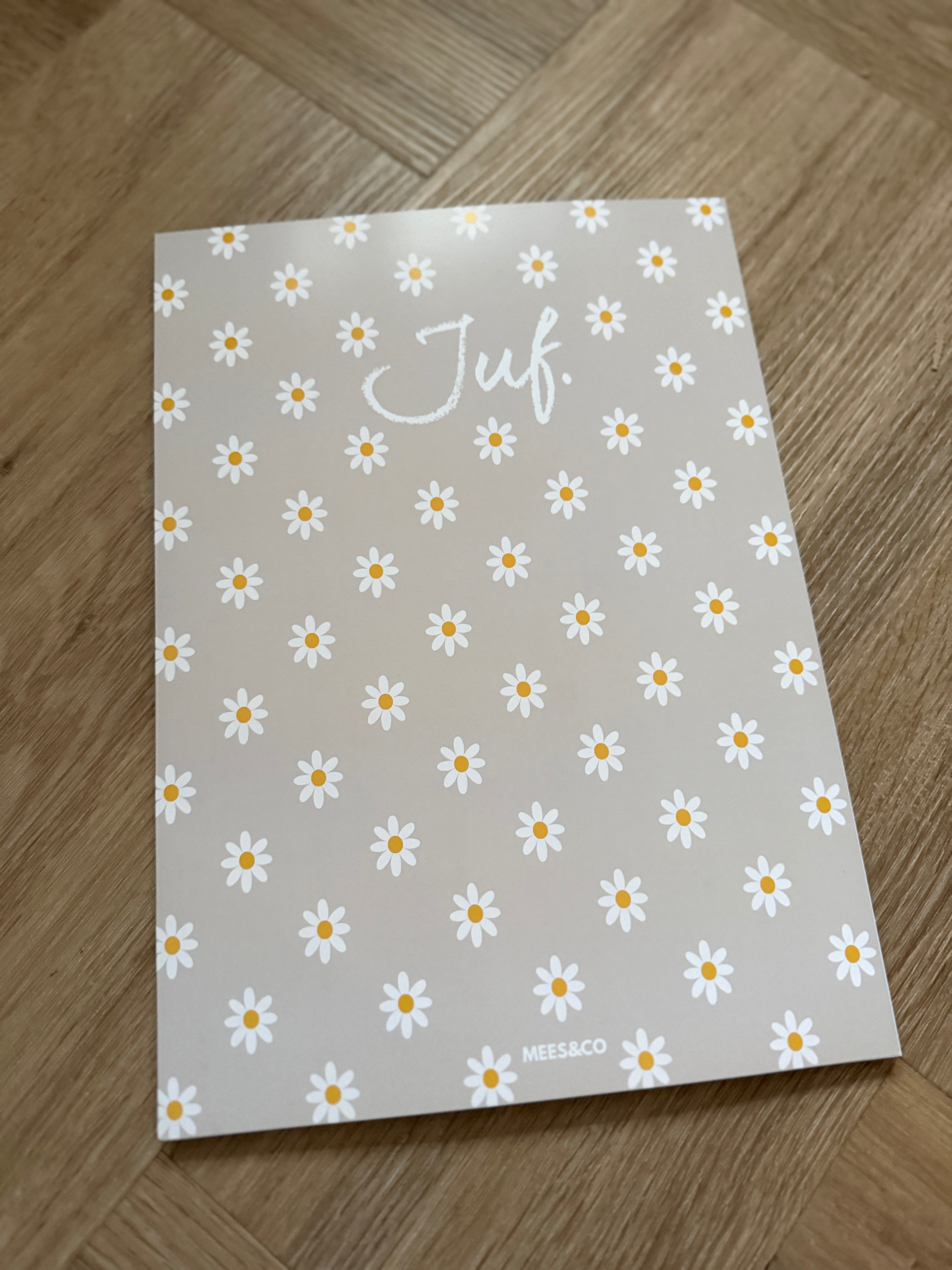 Beige JUF. Notitieblok krijt A4
