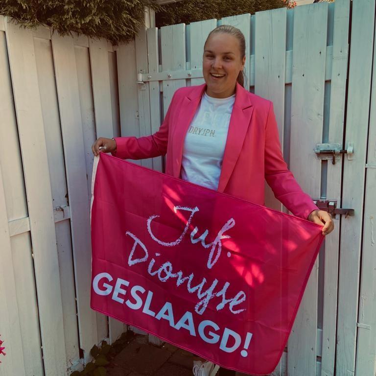 Geslaagd Vlag 'Eigen tekst'