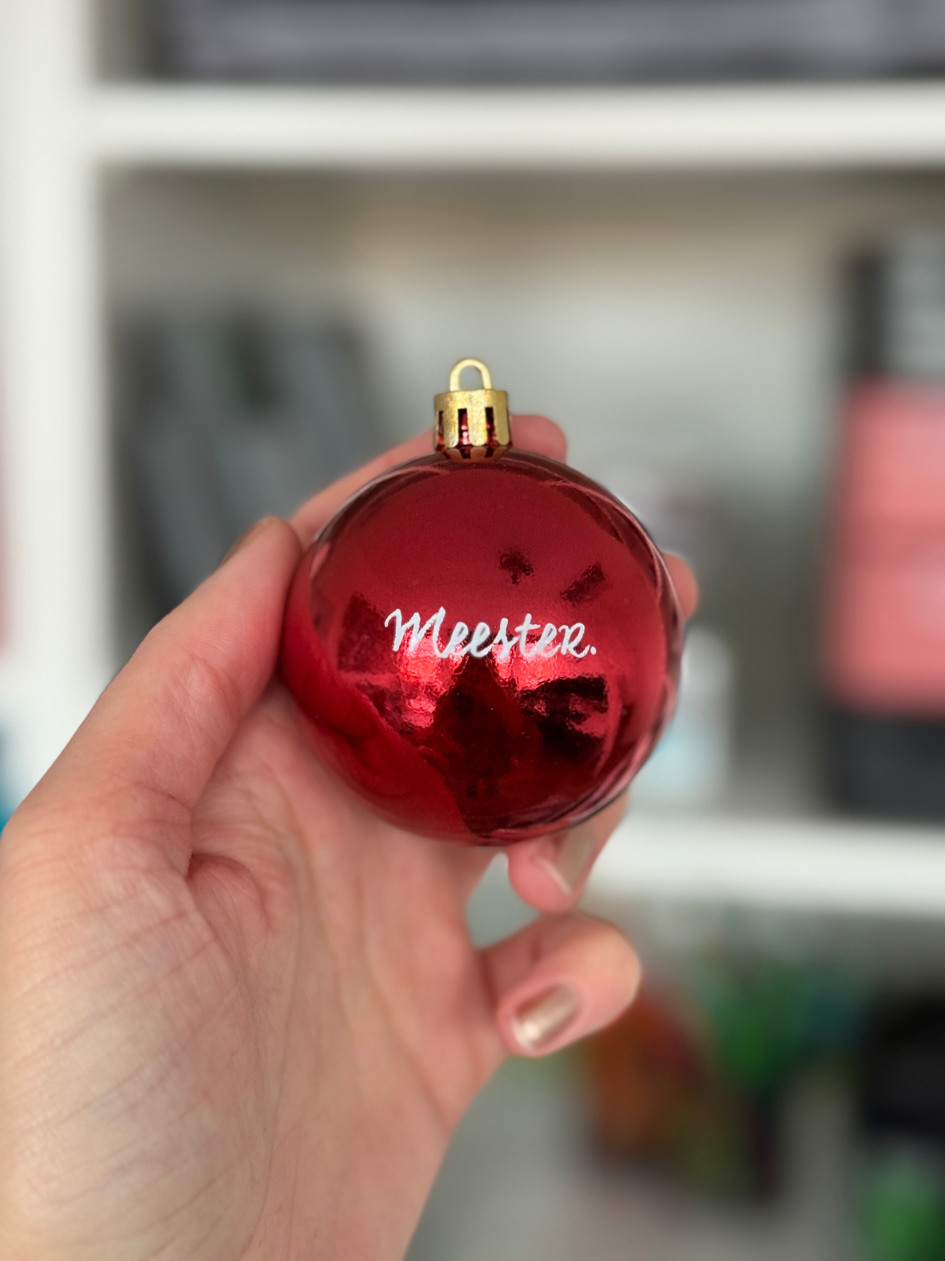 MEESTER. Kerstbal