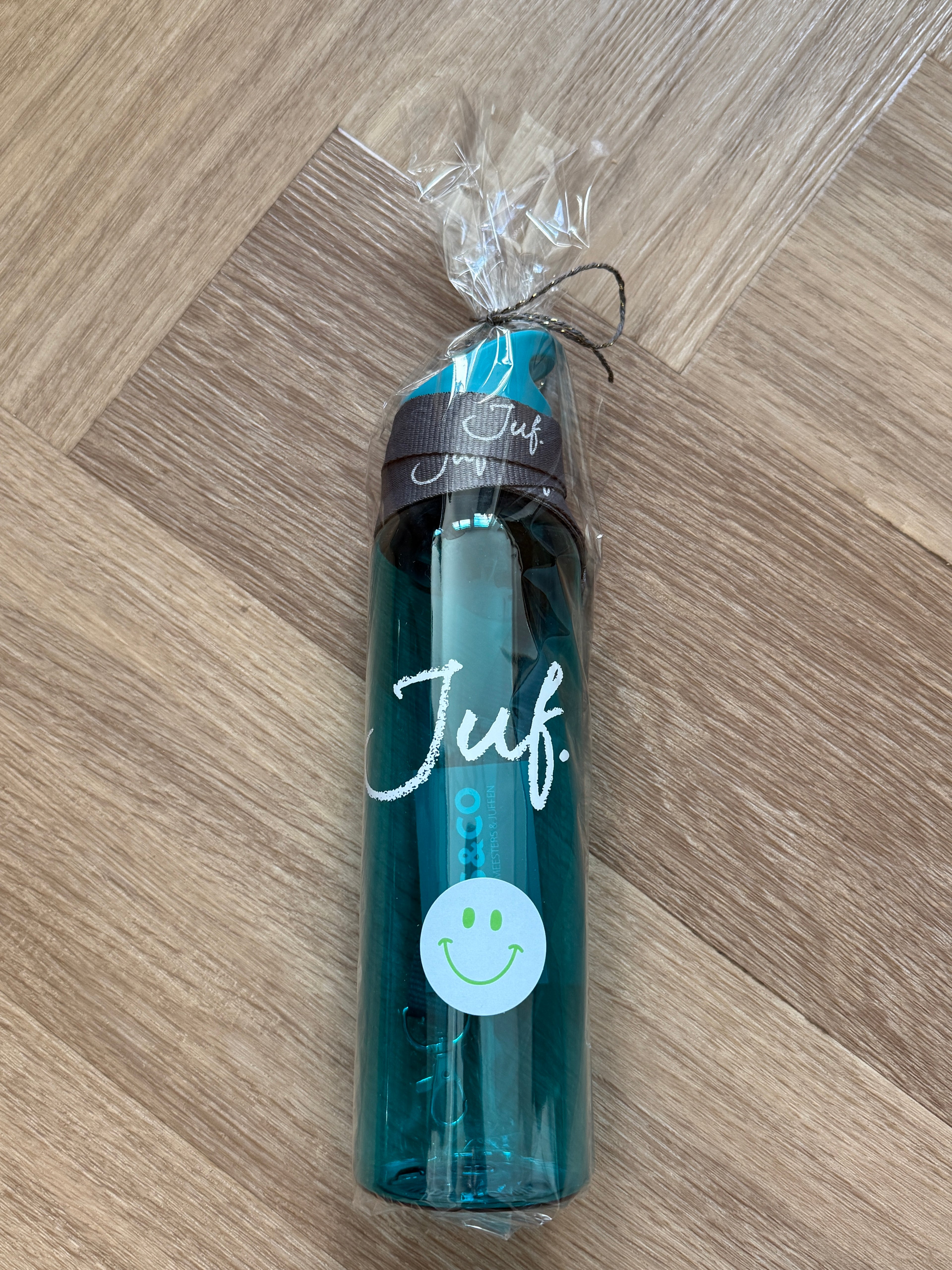 Cadeaupakket JUF. waterfles + keycord turquoise