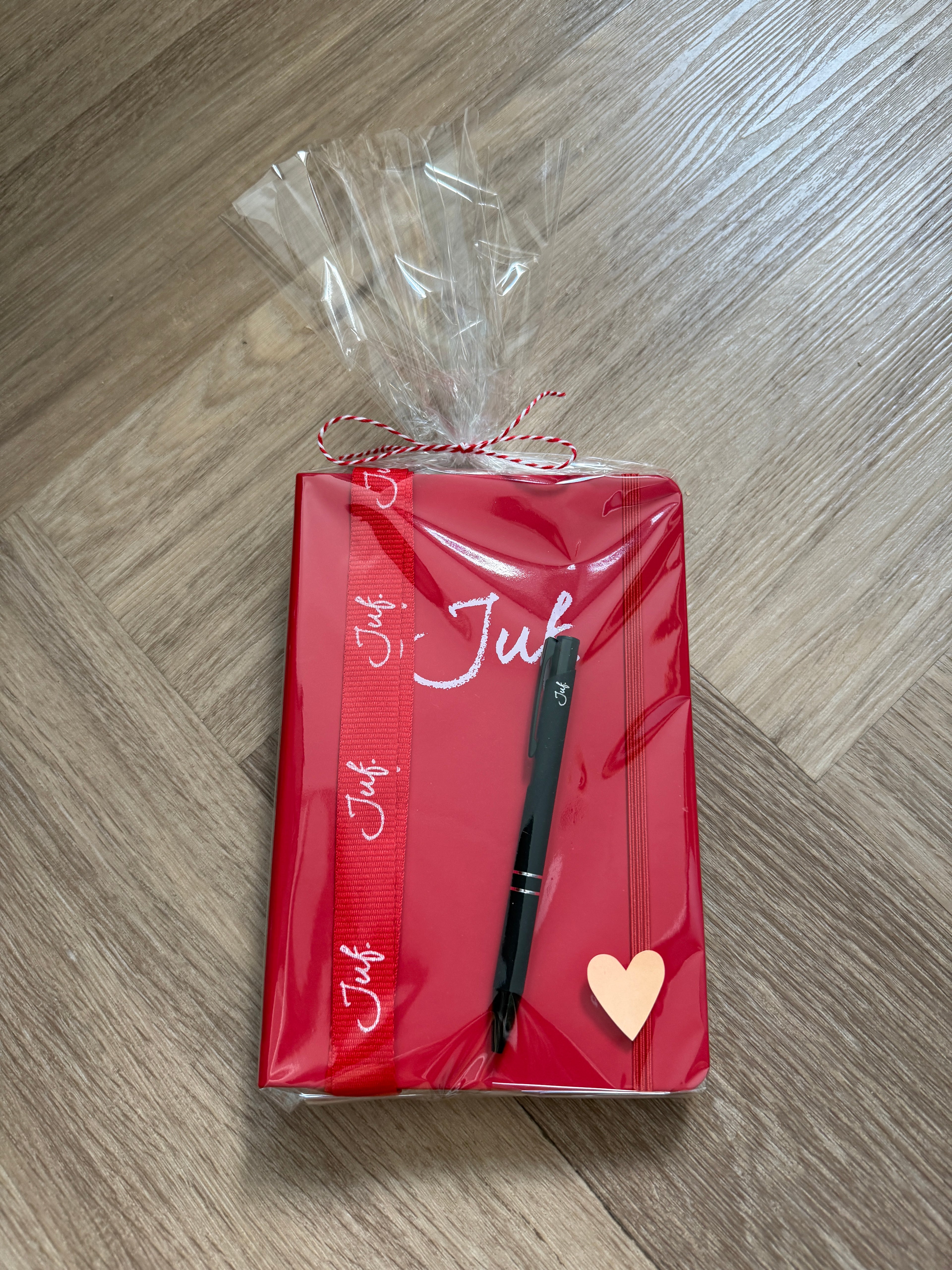 Cadeaupakket JUF. notitieboekje + keycord + pen